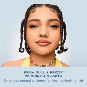 Shea Moisture before and after hair detangle comparison showing improved manageability
