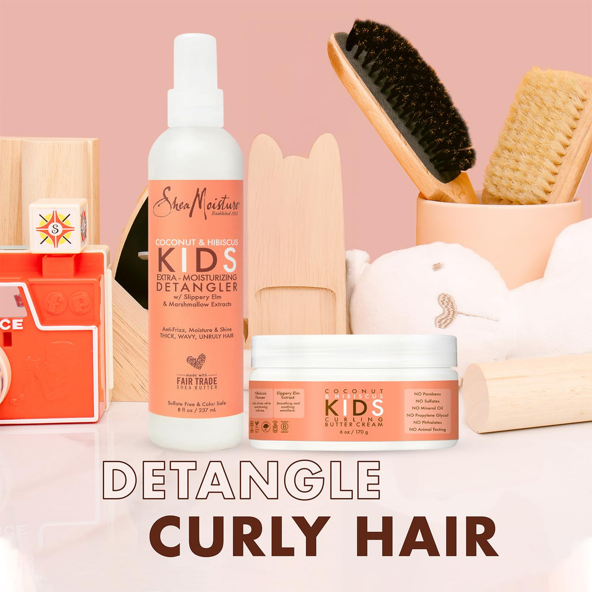 SheaMoisture curling butter cream texture swirl highlighting creamy, non-greasy moisture