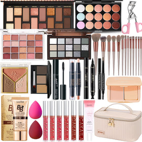 SHELAKIN kit front packaging showing full set and benefits for travel-ready looks