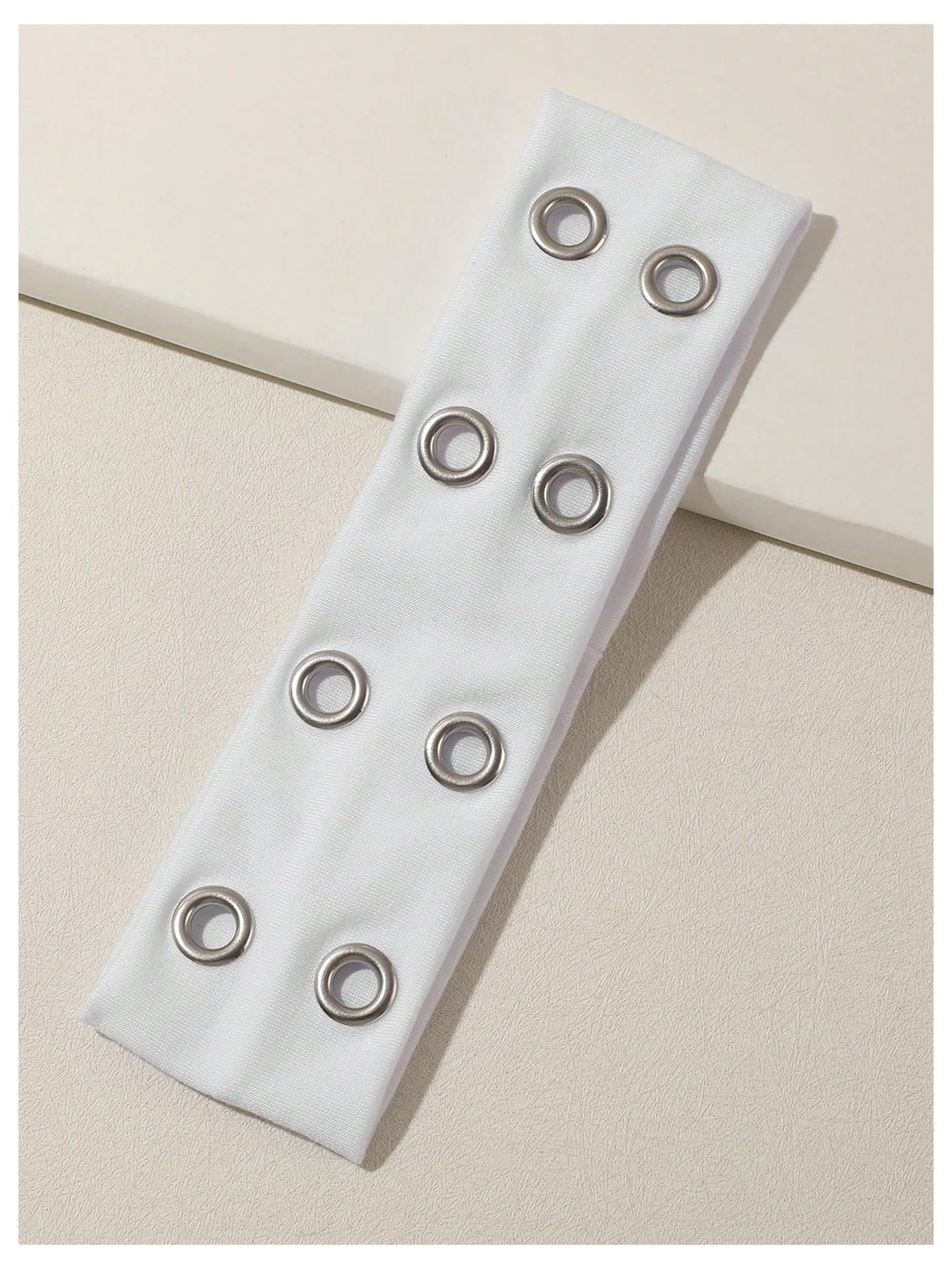 SHENHE headband worn in hair demonstrating secure comfy hold