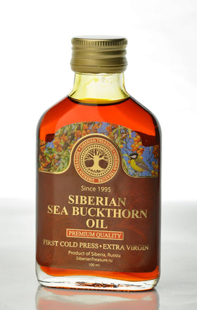 Siberian Treasure close-up of glass bottle label highlighting first cold-pressed origin