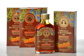 Siberian Treasure oil drop on hand demonstrating rich texture and easy absorption