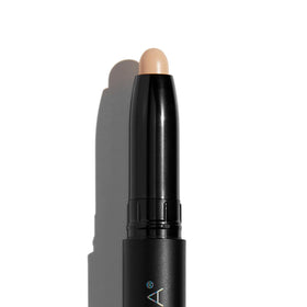 Sigma Beauty retractable tip close-up highlighting precise application benefit