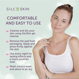Silc Skin pad placed over moisturizer showcasing enhanced topical absorption