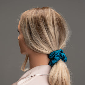 Silmer elastic detail revealing strong soft band for secure hold without tugging