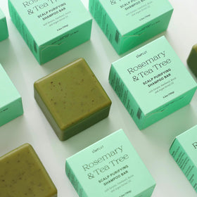 SIMPLUT bar with zero-plastic packaging in a bathroom lifestyle setting promoting eco benefit