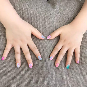 SIUSIO pre-glue film detail demonstrates ready-to-wear adhesive convenience