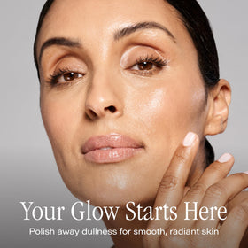 SKINN close-up of exfoliating VC5 crystals highlighting brightening action