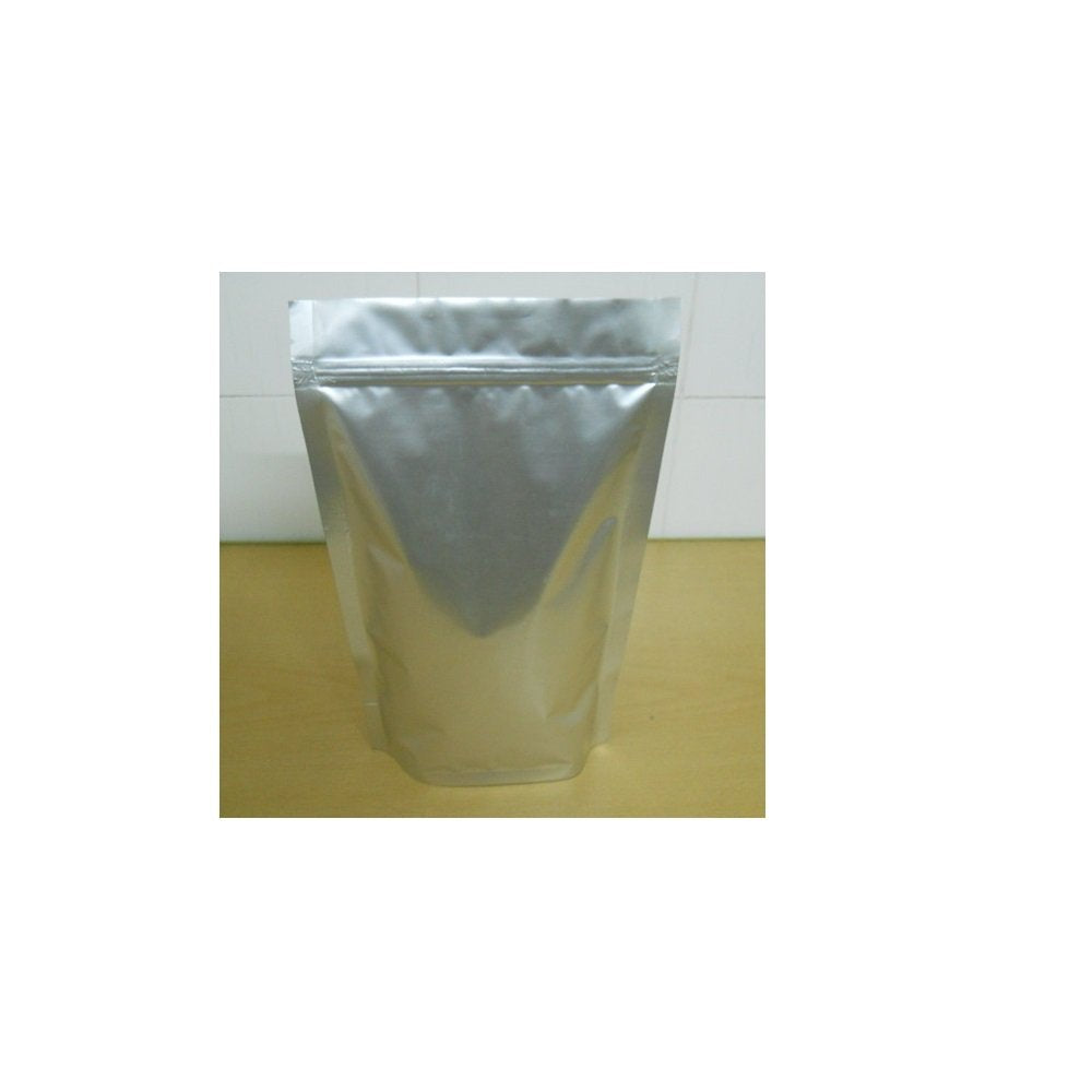 SmellGood shea butter warmed on hand demonstrating easy absorption benefit