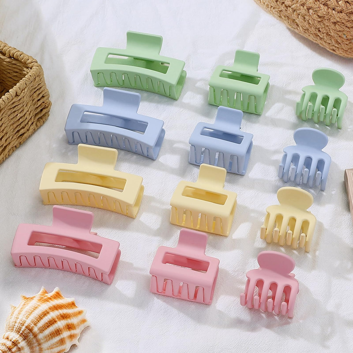 SMKSL printed pattern detail on clip surface emphasizing attractive colors and durability