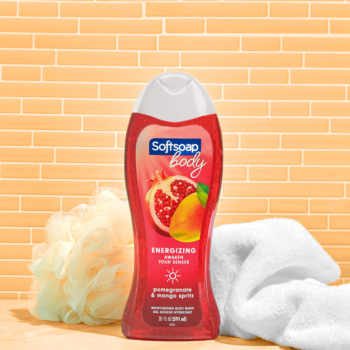 Softsoap back label with ingredients list and directions for clear usage benefit
