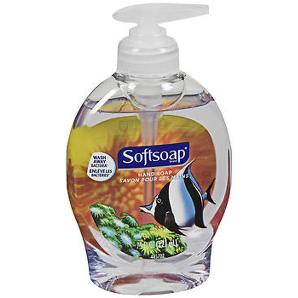 Softsoap front-label 7.5 oz bottle showing product branding and clear benefits