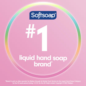 Softsoap creamy lather texture on hands for gentle moisturizing