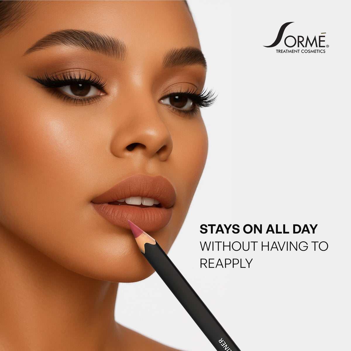 SORMÉ creamy texture stroke showing smooth glide for comfortable application