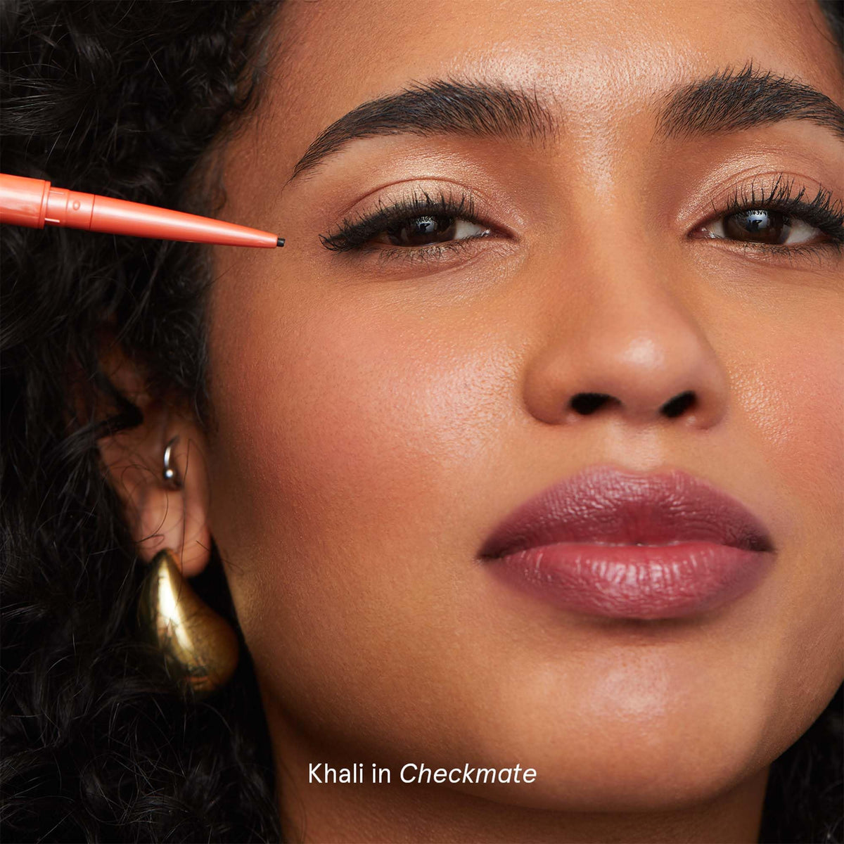 SOSHE Checkmate label close-up showing ingredients and clean-beauty compliance benefit