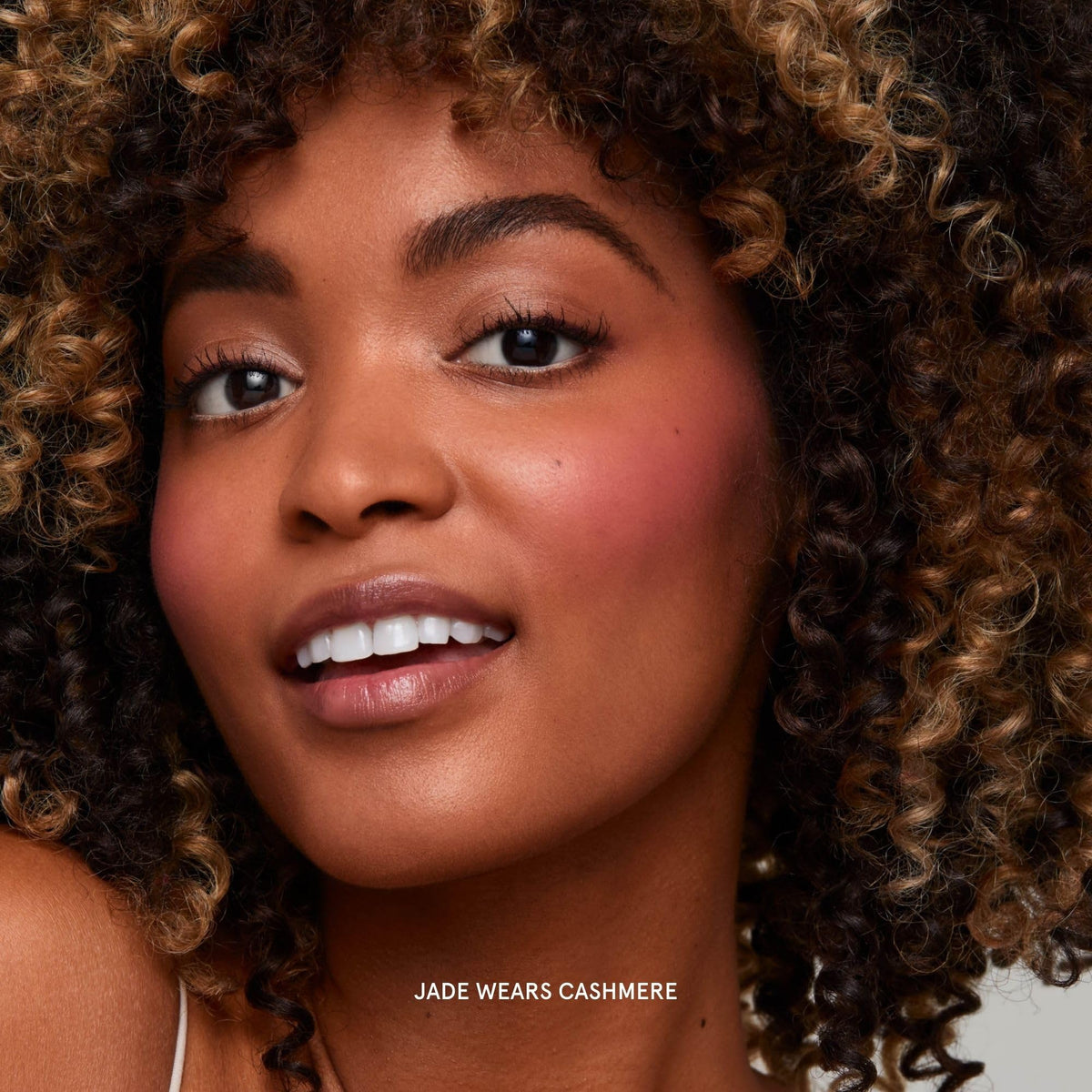 SOSHE ingredient highlight with squalane and vitamin E for conditioning