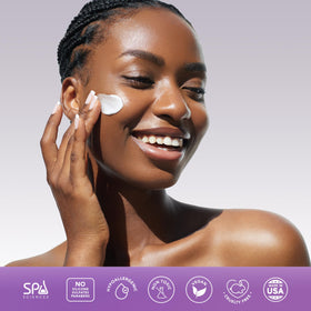 SPA SCIENCES creamy clay texture close-up illustrating smooth consistency and hydrating feel