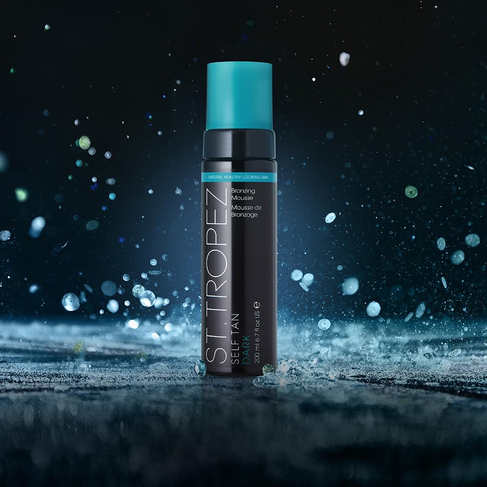 St.Tropez mousse texture close-up highlighting lightweight, quick-drying formula benefit