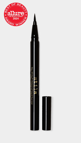 stila brush tip close-up highlighting fine point for precision