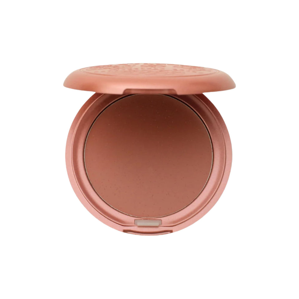 stila compact front packaging showing color and compact benefit quick touch-ups