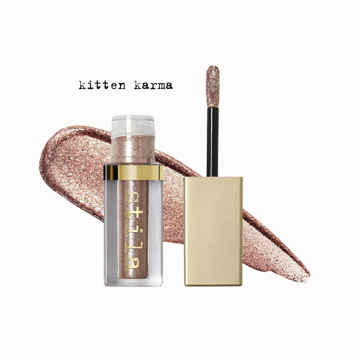 stila close-up of doe-foot applicator for precise, effortless application