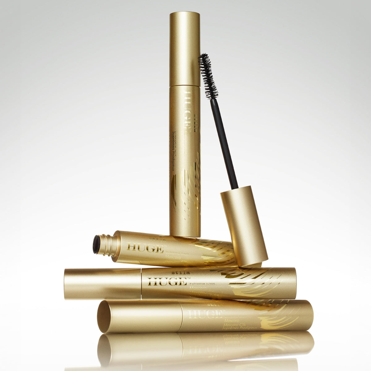 stila mascara held in hand showing compact 0.44 fl oz scale