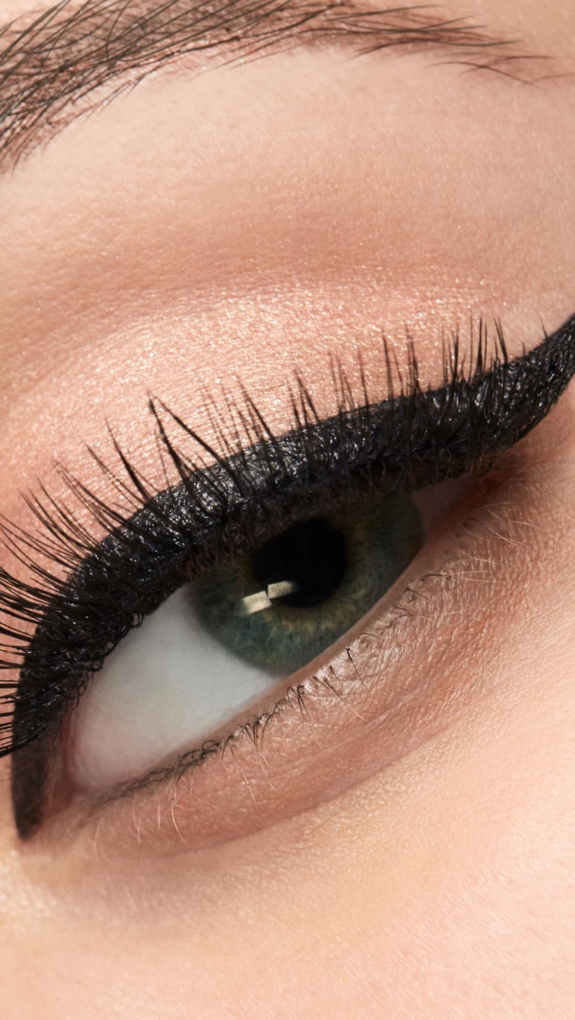 stila lifestyle evening makeup shot showing long-lasting, smudge-proof wear