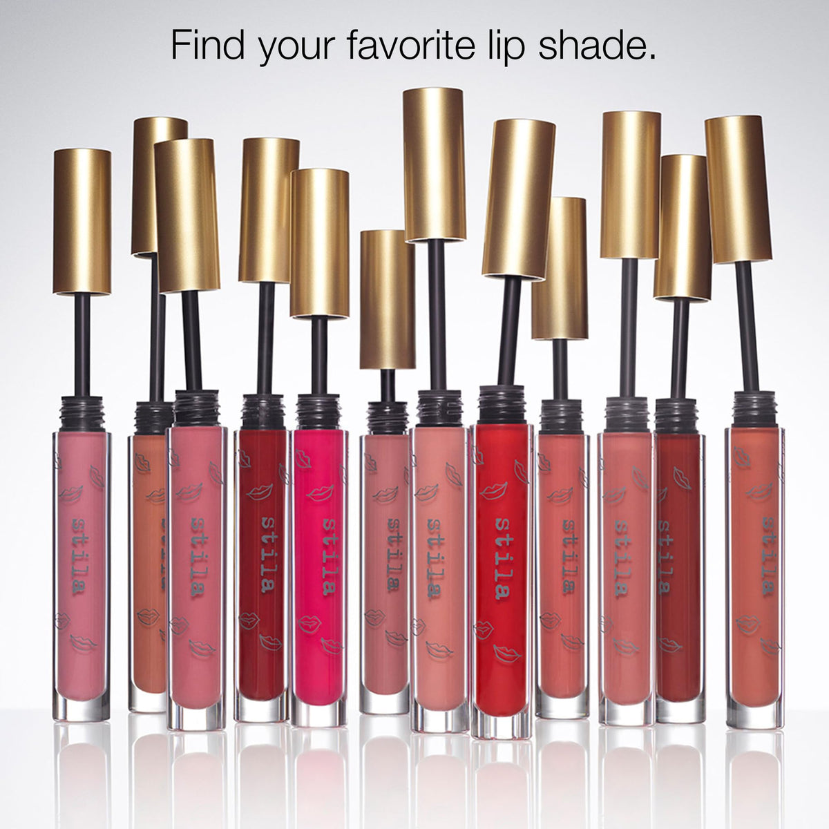 stila in handbag lifestyle shot illustrating travel-ready longwear benefit
