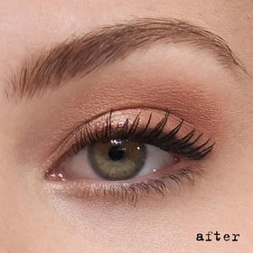 stila Magnum XXX label close-up showing ingredients and Curl Flex resin benefit