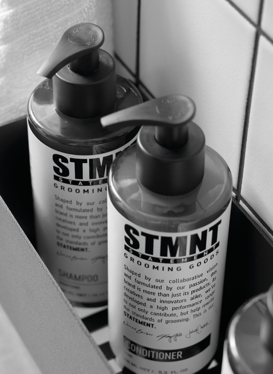 STMNT conditioner creamy texture on hand showing moisturizing consistency
