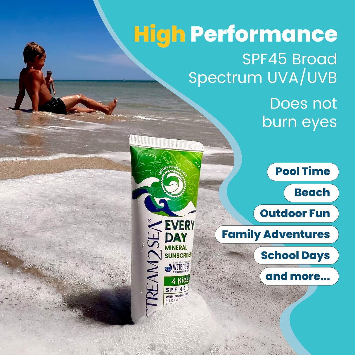 STREAM 2 SEA travel tube inside a beach bag ready for family outings