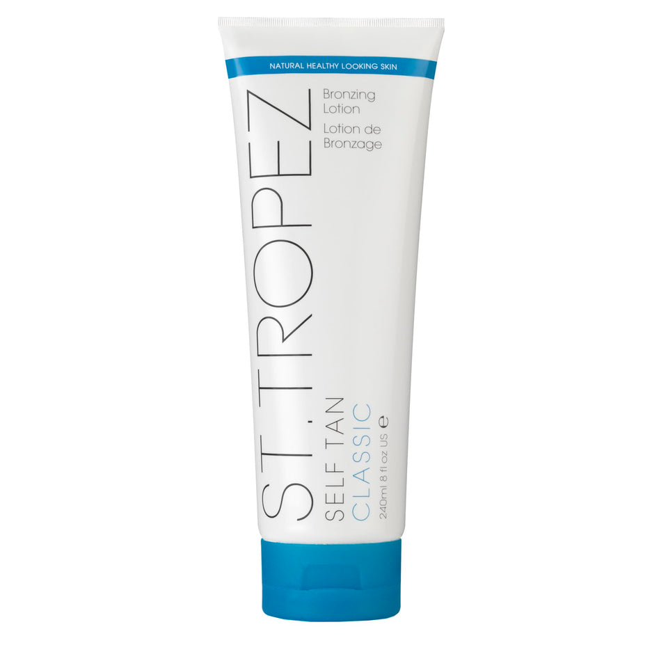 St.Tropez front packaging showing bottle and brand for an effortless hydrated glow
