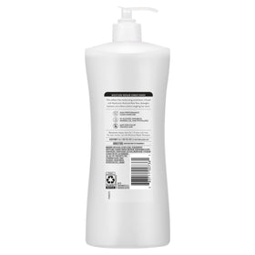 Suave conditioner being applied in shower demonstrating detangling and hydration benefit