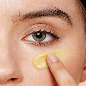 Sufiibtly texture closeup illustrating smooth cream consistency for easy absorption