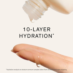 Sulwhasoo texture close-up of water-gel consistency for fast absorption