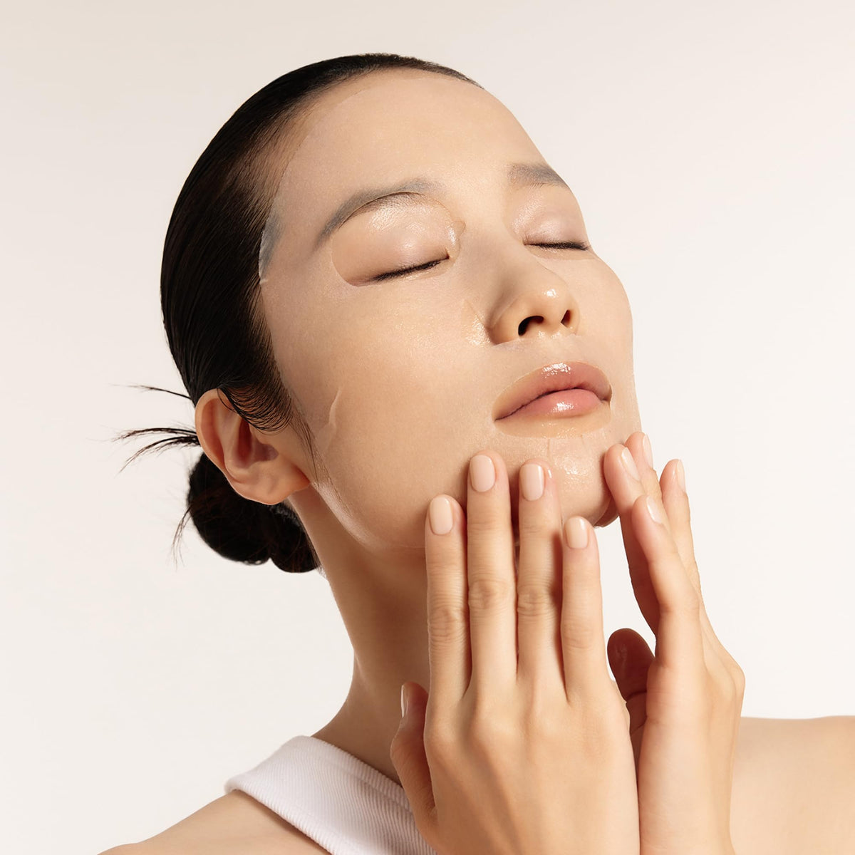 Sulwhasoo serum dripping into sheet showcasing concentrated active delivery