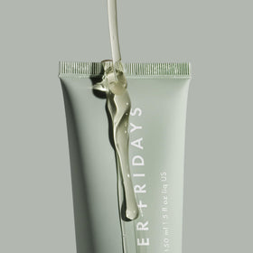 Summer Fridays bottle with dispenser mid-pump showing easy application and control