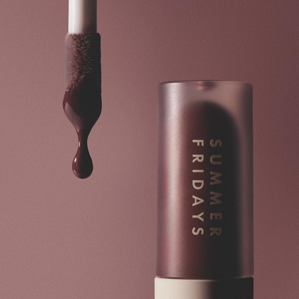 Summer Fridays lip application demonstrating hydrated, glossy finish and smoother lips