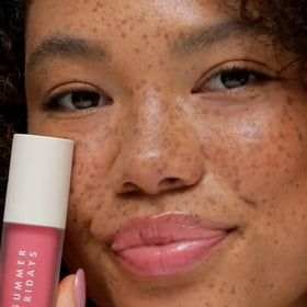 Summer Fridays close-up of oil texture highlighting lightweight, silky hydration benefits