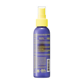 4 oz bottle next to ingredient label showing Sun Bum clean-formula benefits