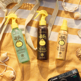 Sun Bum sea spray ingredients with kelp and sea salt highlighting natural support