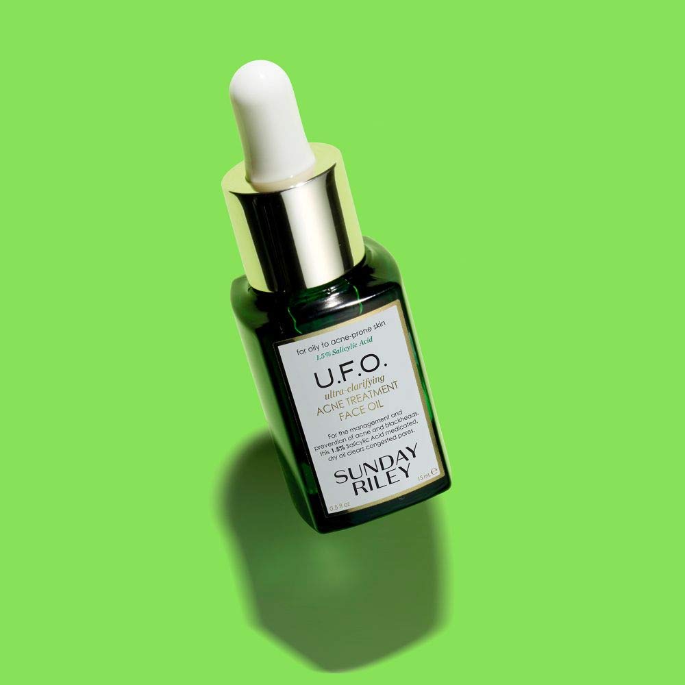 Sunday Riley U.F.O. dropper dispensing oil showing texture and fast absorption benefit