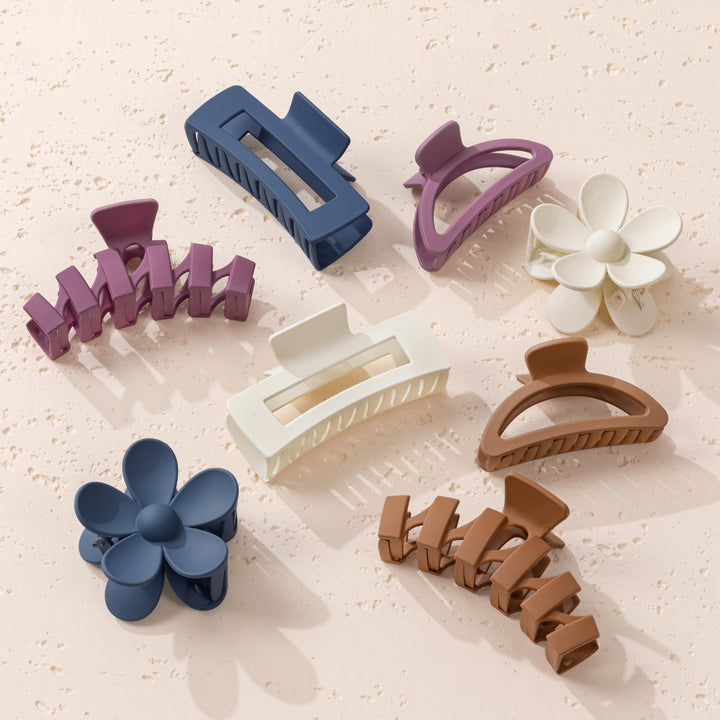 Sunolga front packaging showing the eight-clip variety and elegant neutral colors