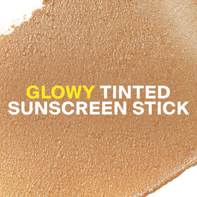 Supergoop! Glowscreen creamy texture close-up demonstrating smooth, blendable application