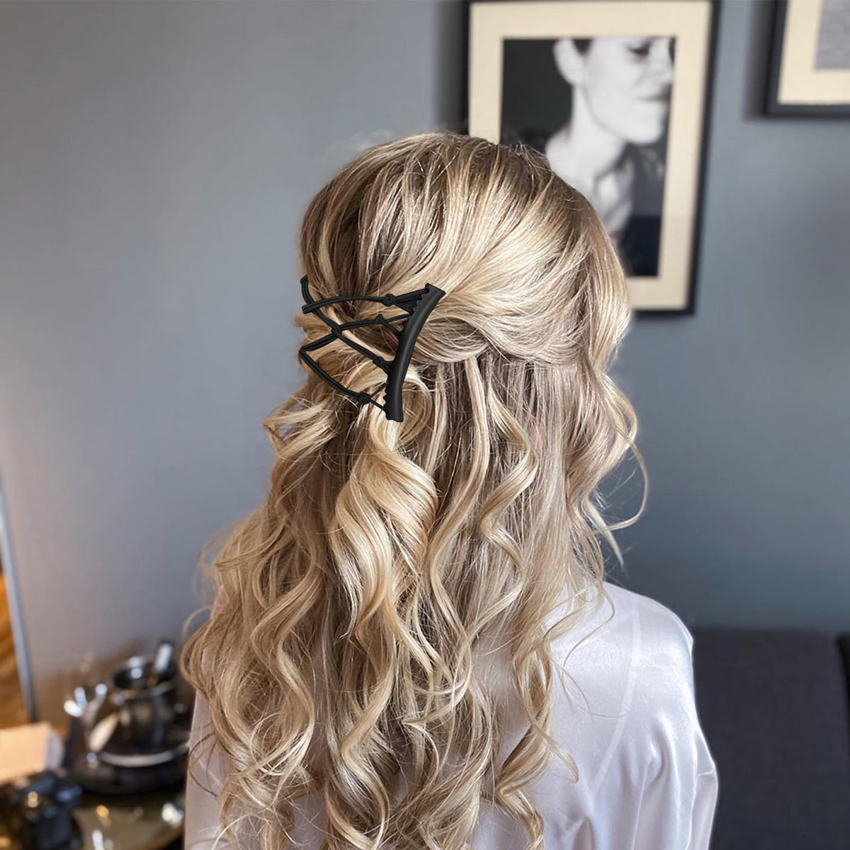 Suptizizkz comb securing a sleek bun demonstrating crease-free hold and comfort