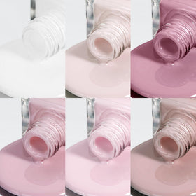 SUPWEE brush stroke close-up demonstrating smooth glide and even coverage