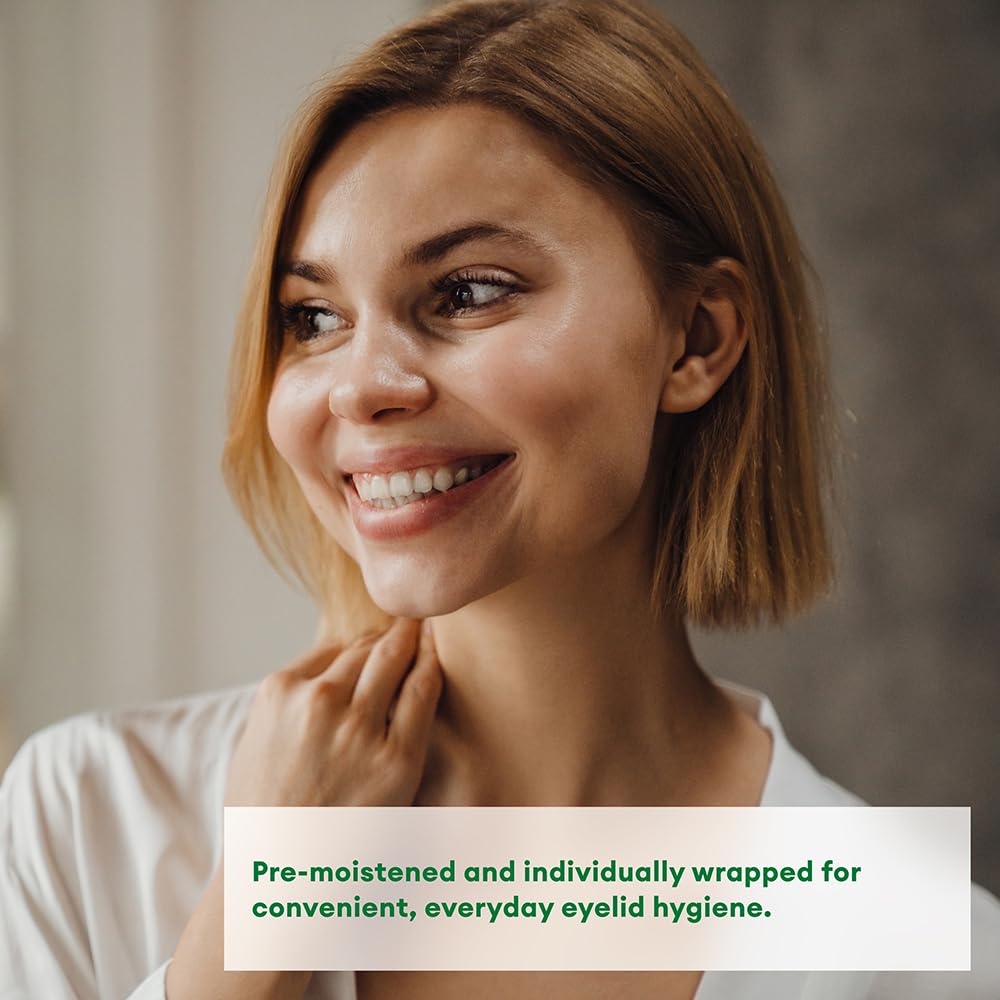 Systane wipe in hand demonstrating gentle eyelid cleansing and convenience
