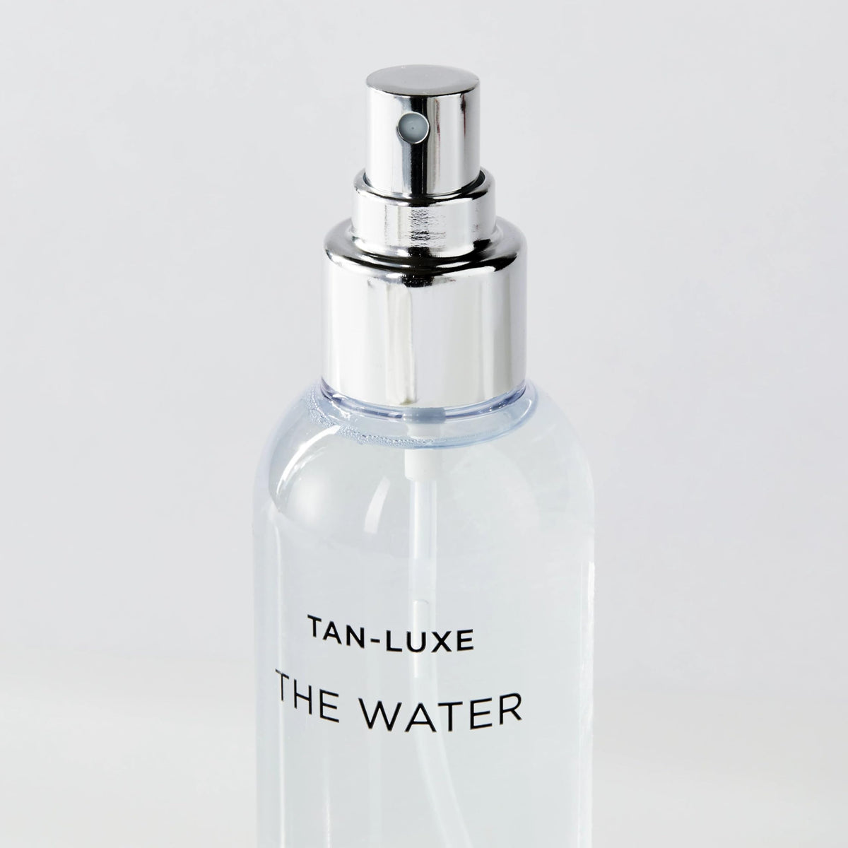 TAN-LUXE packed in travel pouch showing convenience benefit