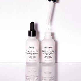 TAN-LUXE lifestyle bathroom vanity image suggesting easy daily use and routine fit