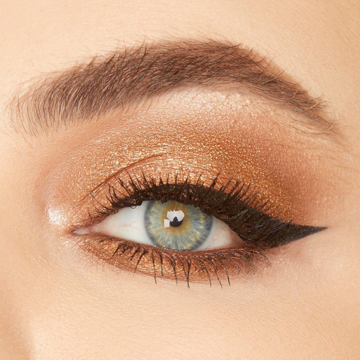 tarte dual-ended eyeliner opened to reveal gel pencil and liquid tip